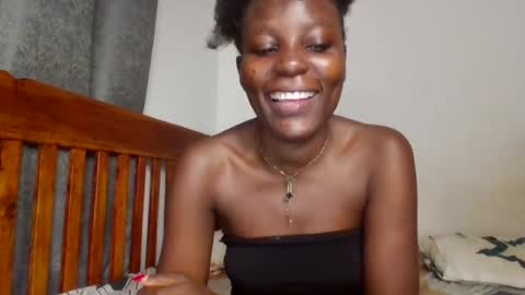 Snapshot of sweetfel chatting on June 30, 12:55 am sweetfel online show from June 30, 12:55 am