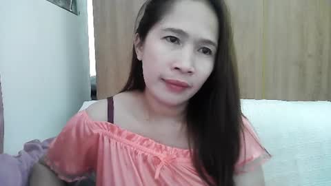 Snapshot of sweetfilipinawet chatting on July 12, 4:31 pm Stacy online show from July 12, 4:31 pm