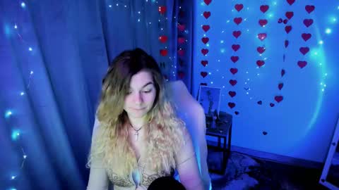 sweetfoyou online show from March 22, 6:50 am