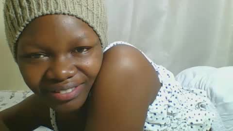 Snapshot of sweetgal2025 chatting on June 22, 6:38 pm EUNICE online show from June 22, 6:38 pm