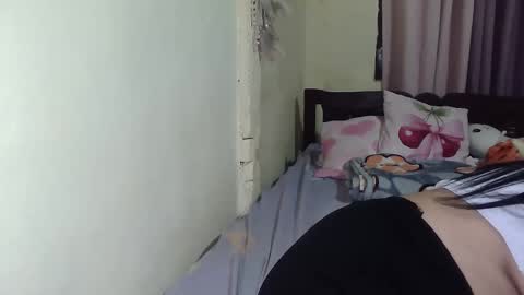 sweetgal_mica online show from May 22, 1:06 pm