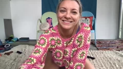 Snapshot of sweetgapeach1 chatting on October 9, 4:05 pm sweetgapeach1 online show from October 9, 4:05 pm