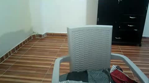Snapshot of sweetgirl213742 chatting on March 5, 7:38 am Victoria Santos online show from March 5, 7:38 am
