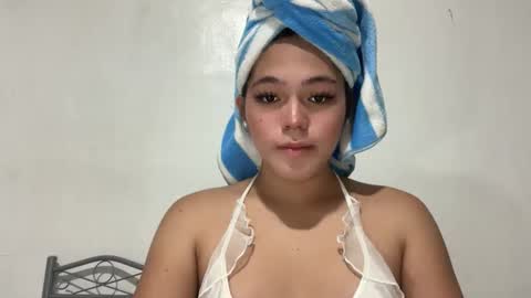 Ayesha online show from October 19, 10:27 am