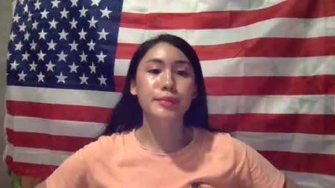 sweetgirllucy24xx online show from February 15, 3:31 pm