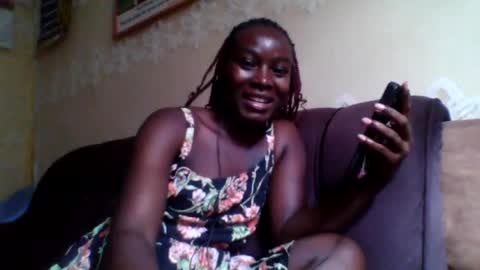 Snapshot of sweetgurl05 chatting on July 20, 9:01 am sweetgurl05 online show from July 20, 9:01 am