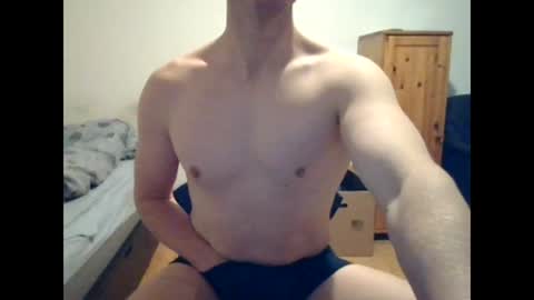 sweetguy8210 online show from November 24, 6:40 pm