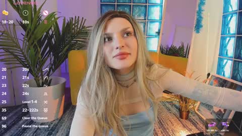 Kira online show from December 10, 2:50 pm