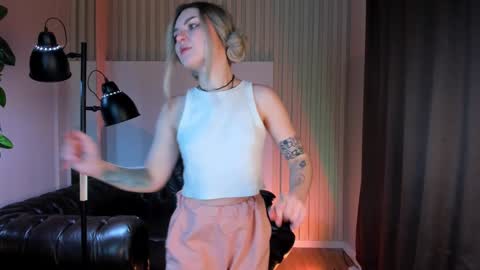 Kira online show from January 16, 10:44 pm