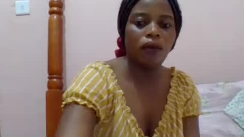 sweetib1 online show from July 14, 6:40 am