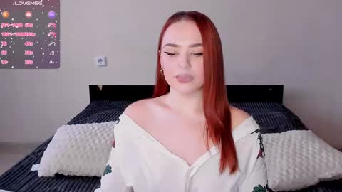 Snapshot of sweetie_candy_ chatting on December 4, 11:41 am Hannah online show from December 4, 11:41 am