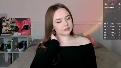 Hannah online show from July 25, 3:42 pm