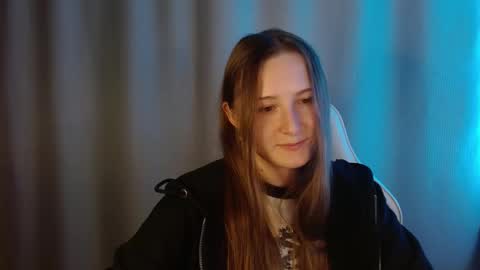 Snapshot of sweetie_lover chatting on October 28, 8:44 pm Annie online show from October 28, 8:44 pm