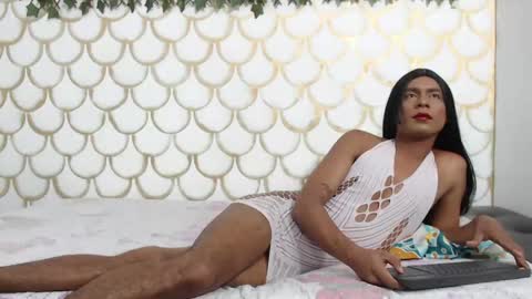 sweetiecarteer online show from April 17, 6:05 am