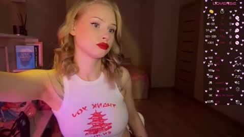 sweetie Lisa3 online show from October 19, 3:51 am