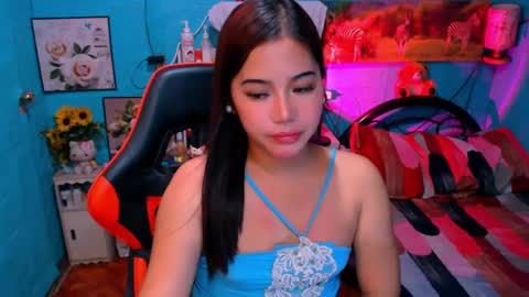 Snapshot of sweetienicole chatting on December 9, 7:07 pm Nicole online show from December 9, 7:07 pm
