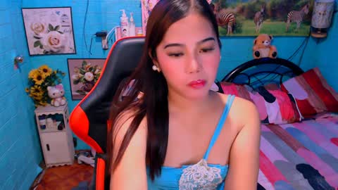 Snapshot of sweetienicole chatting on January 14, 7:38 am Nicole online show from January 14, 7:38 am