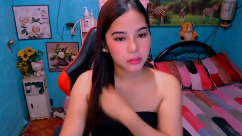 Snapshot of sweetienicole chatting on January 15, 4:47 am Nicole online show from January 15, 4:47 am