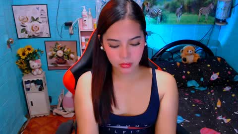 Snapshot of sweetienicole chatting on January 18, 4:37 am Nicole online show from January 18, 4:37 am