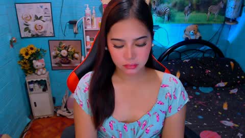 Snapshot of sweetienicole chatting on January 23, 6:14 pm Nicole online show from January 23, 6:14 pm