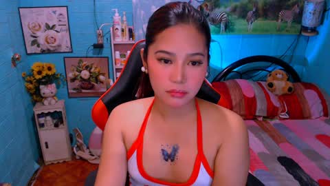 Snapshot of sweetienicole chatting on January 28, 10:23 pm Nicole online show from January 28, 10:23 pm