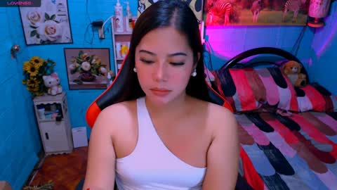 Snapshot of sweetienicole chatting on February 25, 7:03 pm Nicole online show from February 25, 7:03 pm