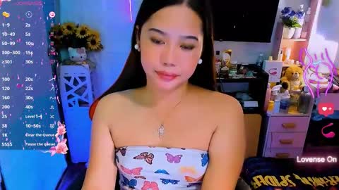 Snapshot of sweetienicole chatting on November 12, 5:46 pm Nicole online show from November 12, 5:46 pm