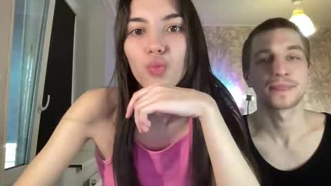 Welcome to our room We are Renata21 and Bogdan 24 online show from March 30, 11:33 am