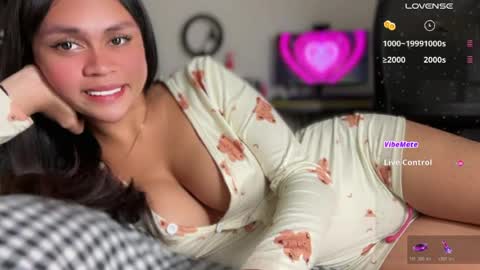 Snapshot of sweetjanne_ chatting on July 16, 5:57 am JANE online show from July 16, 5:57 am