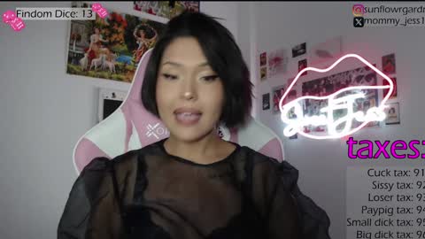 SweetJess online show from January 12, 7:32 am