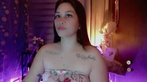 Snapshot of sweetjynn1995 chatting on February 17, 3:58 am Sweet Jynn95 online show from February 17, 3:58 am