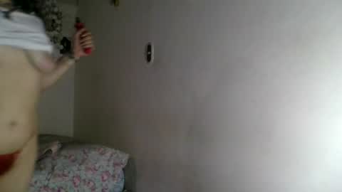 Snapshot of sweetkat12 chatting on August 5, 5:10 am sweetkat12 online show from August 5, 5:10 am