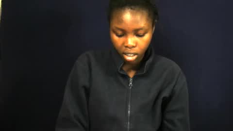 sweetkirrie online show from May 4, 7:21 pm
