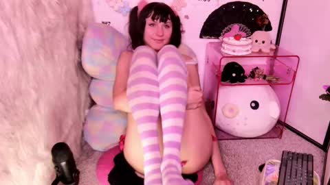 Sweet Laumina online show from February 17, 1:24 am