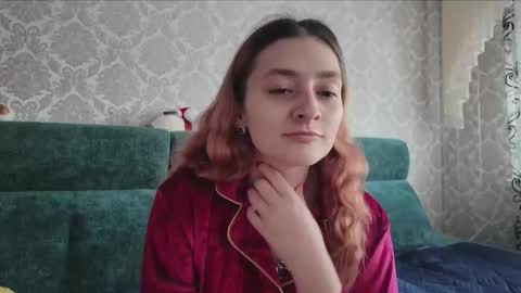 sweetliaison online show from February 5, 2:00 pm