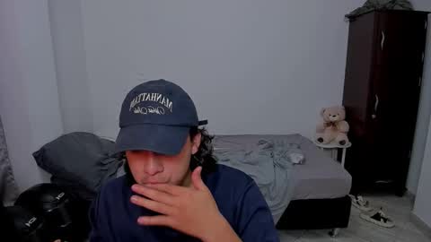 Lian online show from February 19, 2:40 am