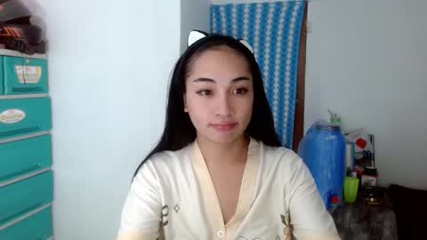Lilly online show from December 5, 3:28 pm