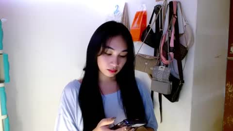 Lilly online show from March 10, 3:45 am