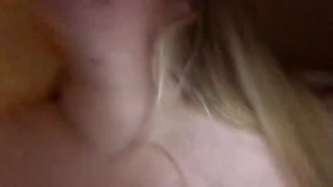 Snapshot of sweetlisa92 chatting on December 23, 10:55 pm Lisa online show from December 23, 10:55 pm