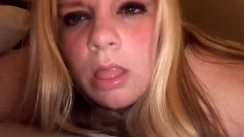 Snapshot of sweetlisa92 chatting on January 6, 2:37 am Lisa online show from January 6, 2:37 am