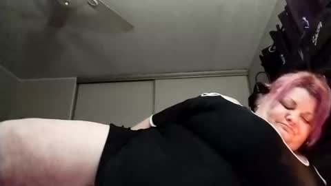 Snapshot of sweetlolajean chatting on February 12, 11:49 am sweetlolajean online show from February 12, 11:49 am