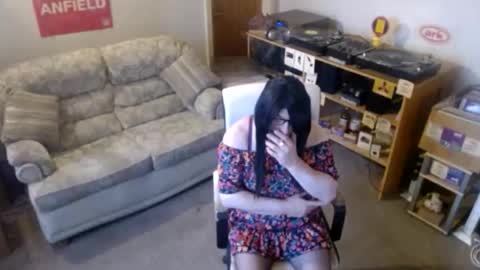 sweetlouise69 online show from November 15, 1:07 pm