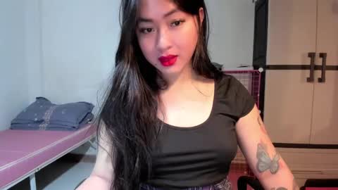 Zoe online show from December 5, 4:23 pm
