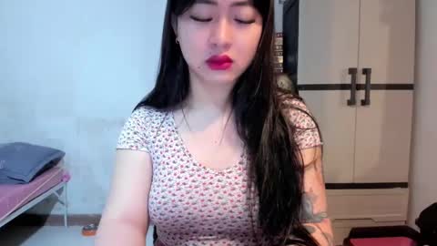 Zoe online show from January 6, 7:13 pm