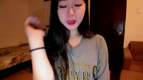 Snapshot of sweetlovepinay04 chatting on October 22, 2:34 am Zoe online show from October 22, 2:34 am