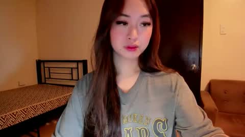 Snapshot of sweetlovepinay04 chatting on November 1, 3:08 am Zoe online show from November 1, 3:08 am