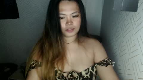 NICOLE online show from June 23, 6:06 pm