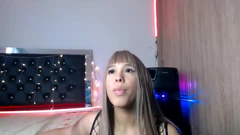 Snapshot of sweetmagic6 chatting on March 11, 10:38 pm sweetmagic6 online show from March 11, 10:38 pm