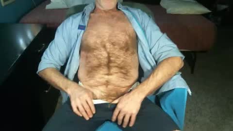 Snapshot of sweetman4a chatting on December 18, 3:40 pm Michael online show from December 18, 3:40 pm