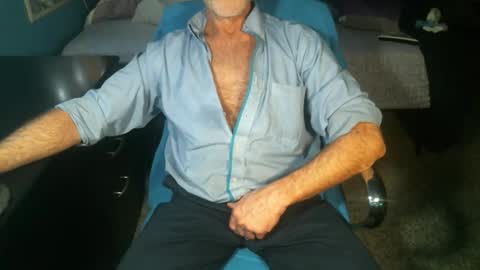 Snapshot of sweetman4a chatting on January 14, 3:06 pm Michael online show from January 14, 3:06 pm